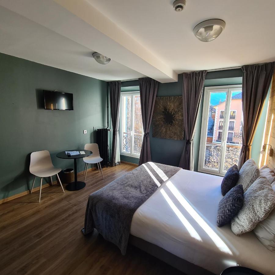 Le Grand Hotel Barcelonnette Eksteriør billede